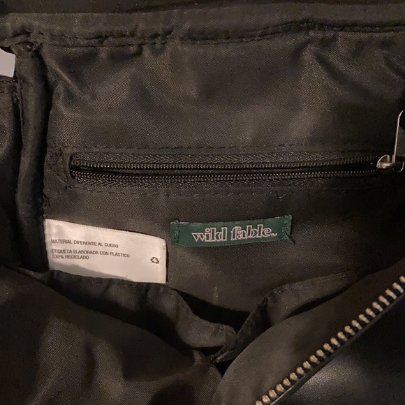 Used black mini backpack - Picture 4 of 4